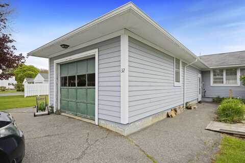 32 Beals Avenue, Ellsworth, ME 04605