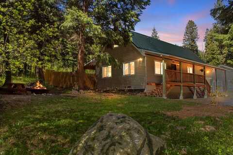 429 Doriann Drive, Cascade, ID 83611