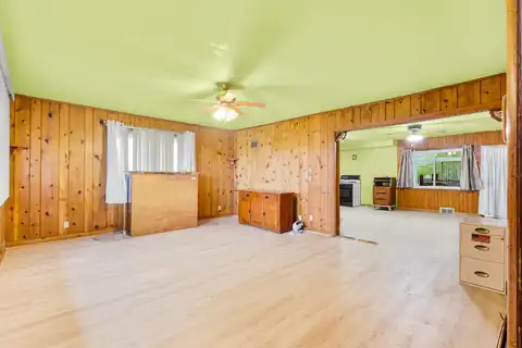 7805 N 76th St, Milwaukee, WI 53223