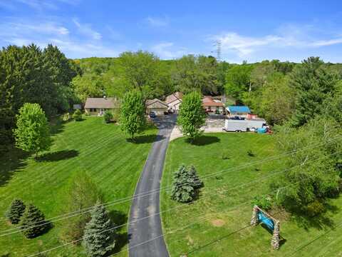 S64w22000 National Ave, Waukesha, WI 53189