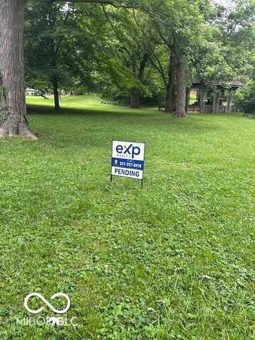 405 S Fourth Street, Zionsville, IN 46077