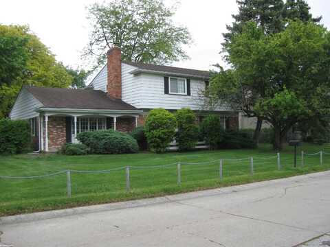 35194 Pappstein, Clinton Township, MI 48035
