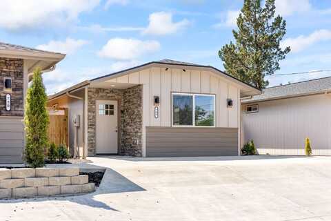 748 SW Madison Street, Madras, OR 97741
