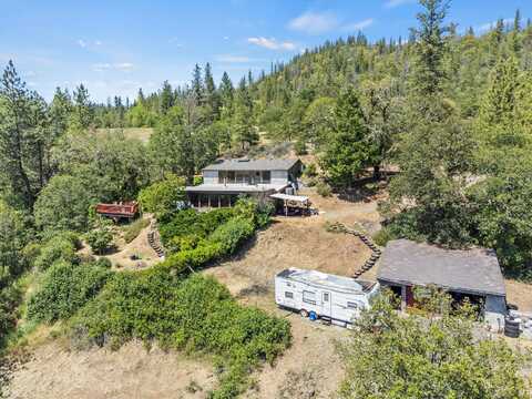 750 Highway 227, Trail, OR 97541