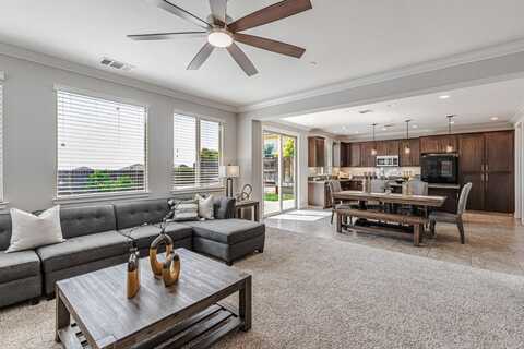 1616 Foxtail CT, HOLLISTER, CA 95023
