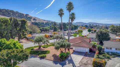 20090 Portola DR, SALINAS, CA 93908