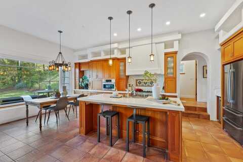 105 Zanzibar DR, Aptos, CA 95003