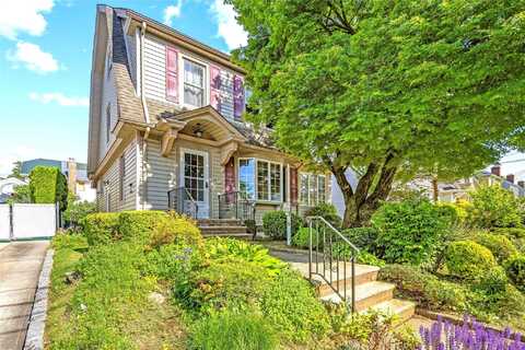 45-31 169th Street, Flushing, NY 11358
