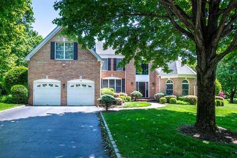 11 Pebble Beach Lane, White Plains, NY 10605