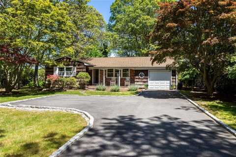15 Indian Run Road, East Quogue, NY 11942