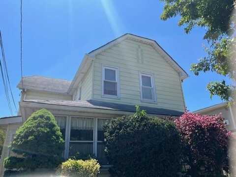 221 Lincoln Avenue, Mineola, NY 11501