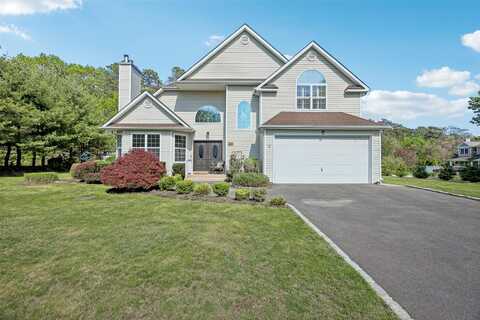 20 Mercer Street, Port Jefferson Station, NY 11776