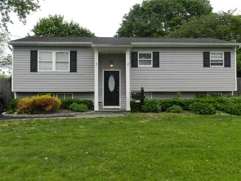 3105 Eagle Avenue, Medford, NY 11763