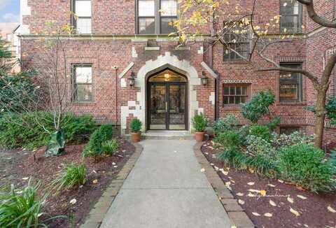 68-20 Burns Street, Forest Hills, NY 11375