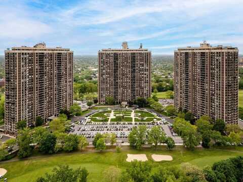 270-10 Grand Central Parkway, Floral Park, NY 11005
