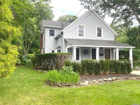 37 Union Avenue, Center Moriches, NY 11934