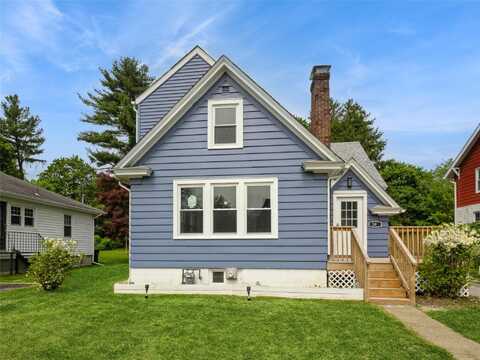 34 Woodland Avenue, Poughkeepsie, NY 12603