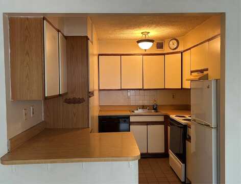 7-25 166 St, Beechhurst, NY 11357
