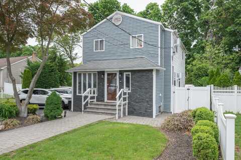 369 Collington Drive, Ronkonkoma, NY 11779