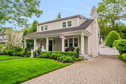 70 Loines Avenue, Merrick, NY 11566