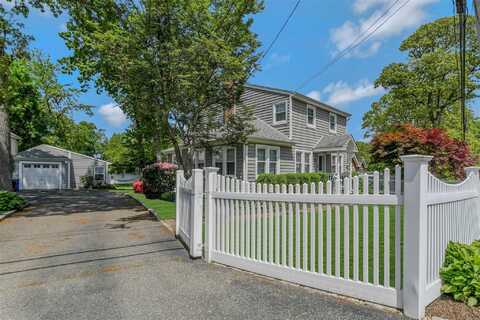 935 Harrison Drive, Centerport, NY 11721