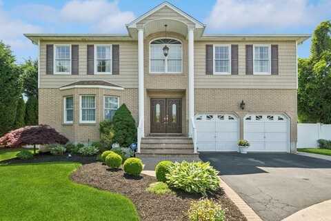 2062 Washington Avenue, Seaford, NY 11783