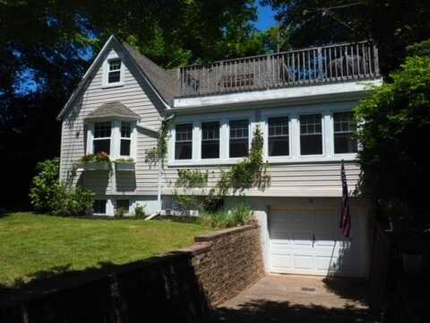 20 Locust Road, Wading River, NY 11792