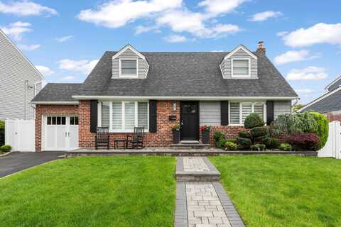 1696 Coral Road, East Meadow, NY 11554