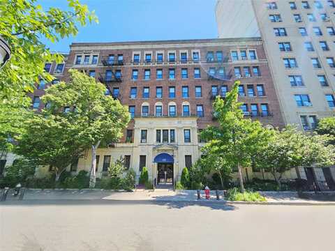 125 Eastern Parkway, Brooklyn, NY 11238