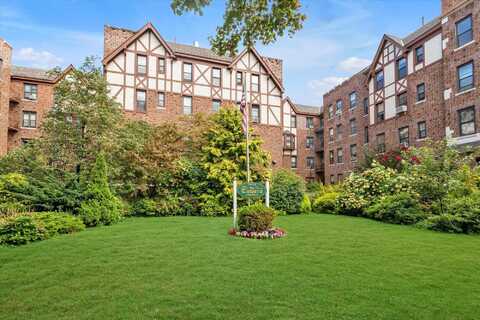 160-15 Powells Cove Boulevard, Beechhurst, NY 11357