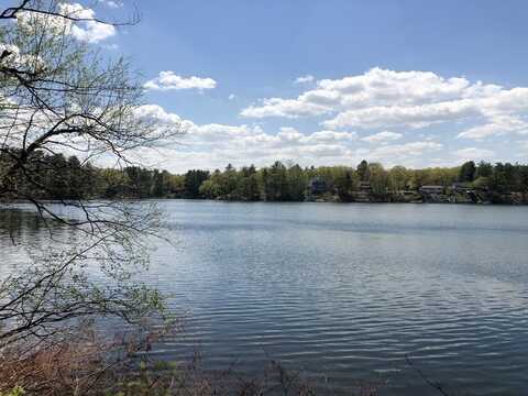 65 Kingland Road, Stow, MA 01775