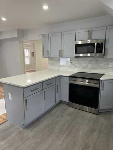 124 Manomet St, Brockton, MA 02301