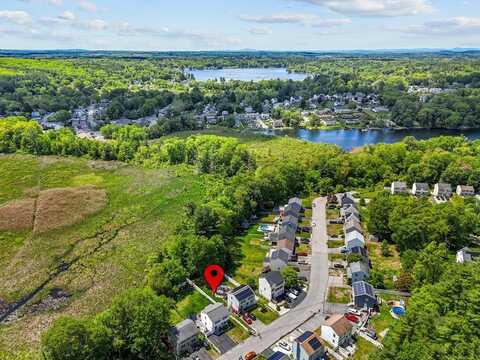 52 Long Dr, Dracut, MA 01826