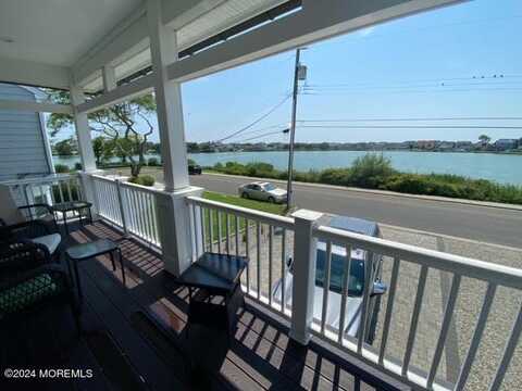 305 Newark Avenue, Point Pleasant Beach, NJ 08742