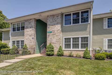 90 Quince Court, Middletown, NJ 07748