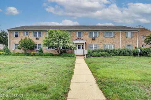 43 Manchester Court, Freehold, NJ 07728