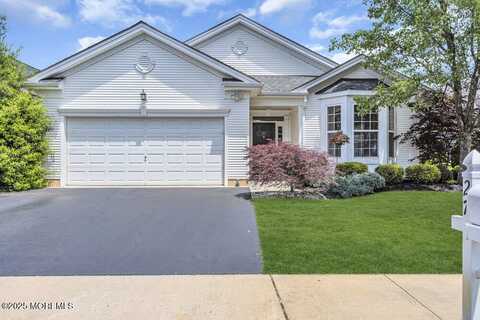 27 Cromwell Lane, Jackson, NJ 08527