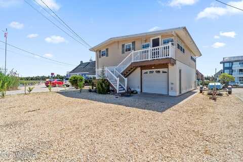 40 Daddy Tucker Drive, Little Egg Harbor, NJ 08087