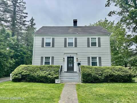8 Spruce Street, Toms River, NJ 08753