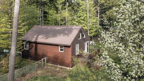 183 Pine Point Road, Oxford, ME 04270