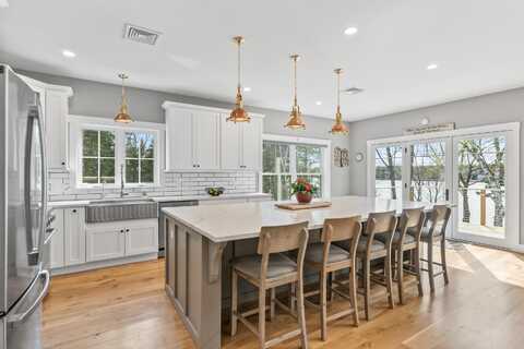 258 Gun Point Road, Harpswell, ME 04079