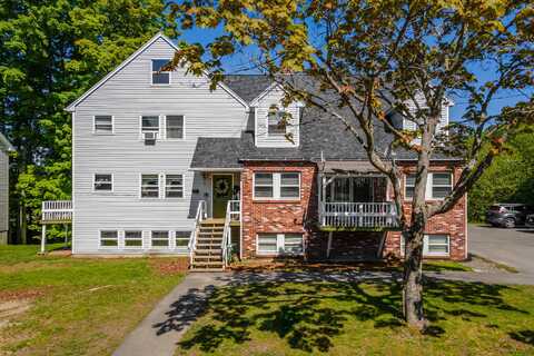 135 Glenwood Drive, Bangor, ME 04401