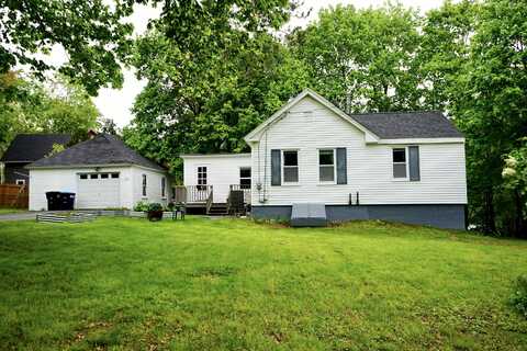 189 Oak Street, Old Town, ME 04468