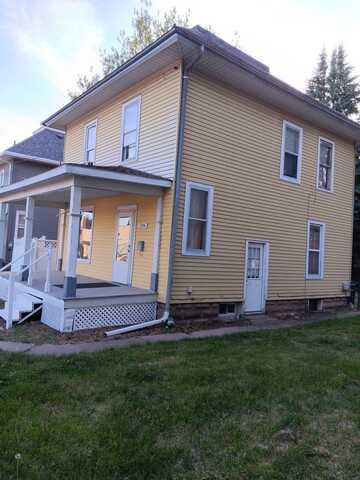 1304 E 4th Street, Sterling, IL 61081
