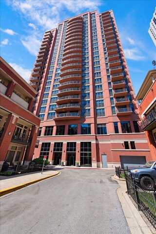 324 N Jefferson Street, Chicago, IL 60661
