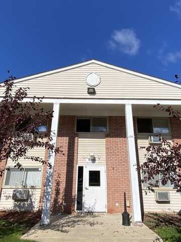 690 Marilyn Avenue, Glendale Heights, IL 60139