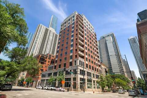 30 W Erie Street, Chicago, IL 60654