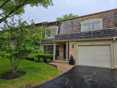 2s663 Avenue Normandy East, Oak Brook, IL 60523