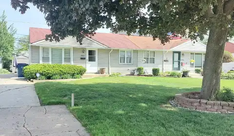 8923 S Main Street, Hometown, IL 60456