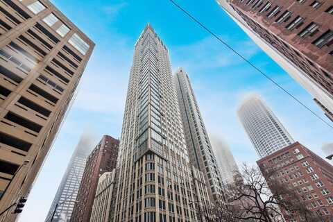 57 E Delaware Place, Chicago, IL 60611